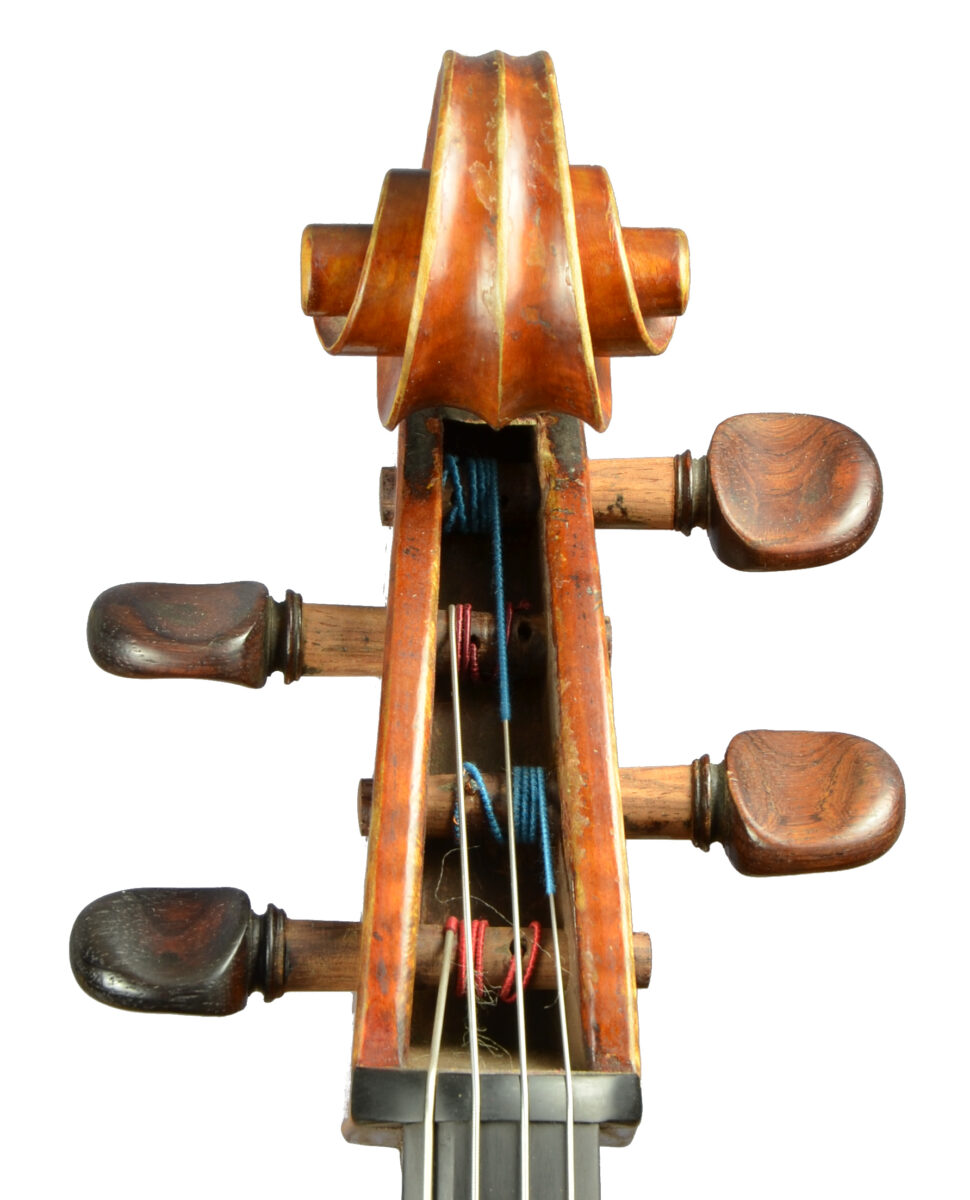 altes französisches Cello, Schnecke Vorderansicht
